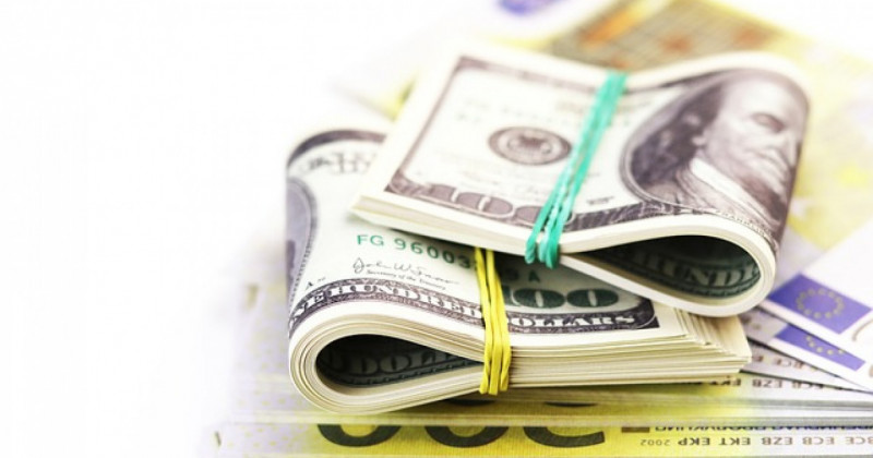 MoneyController